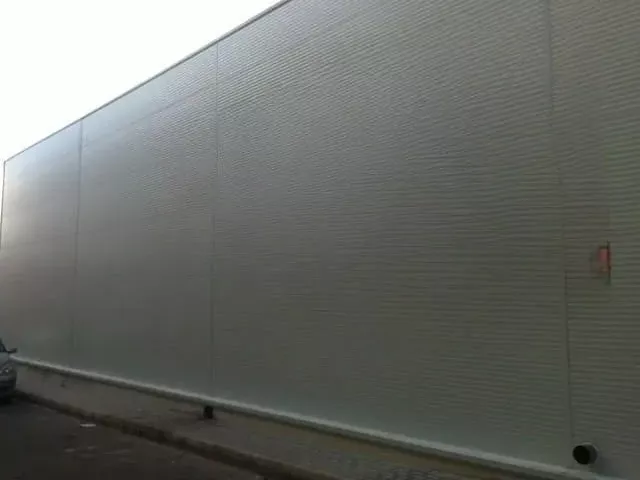 Panel sandwich fachada instalacion en montaje horizontal